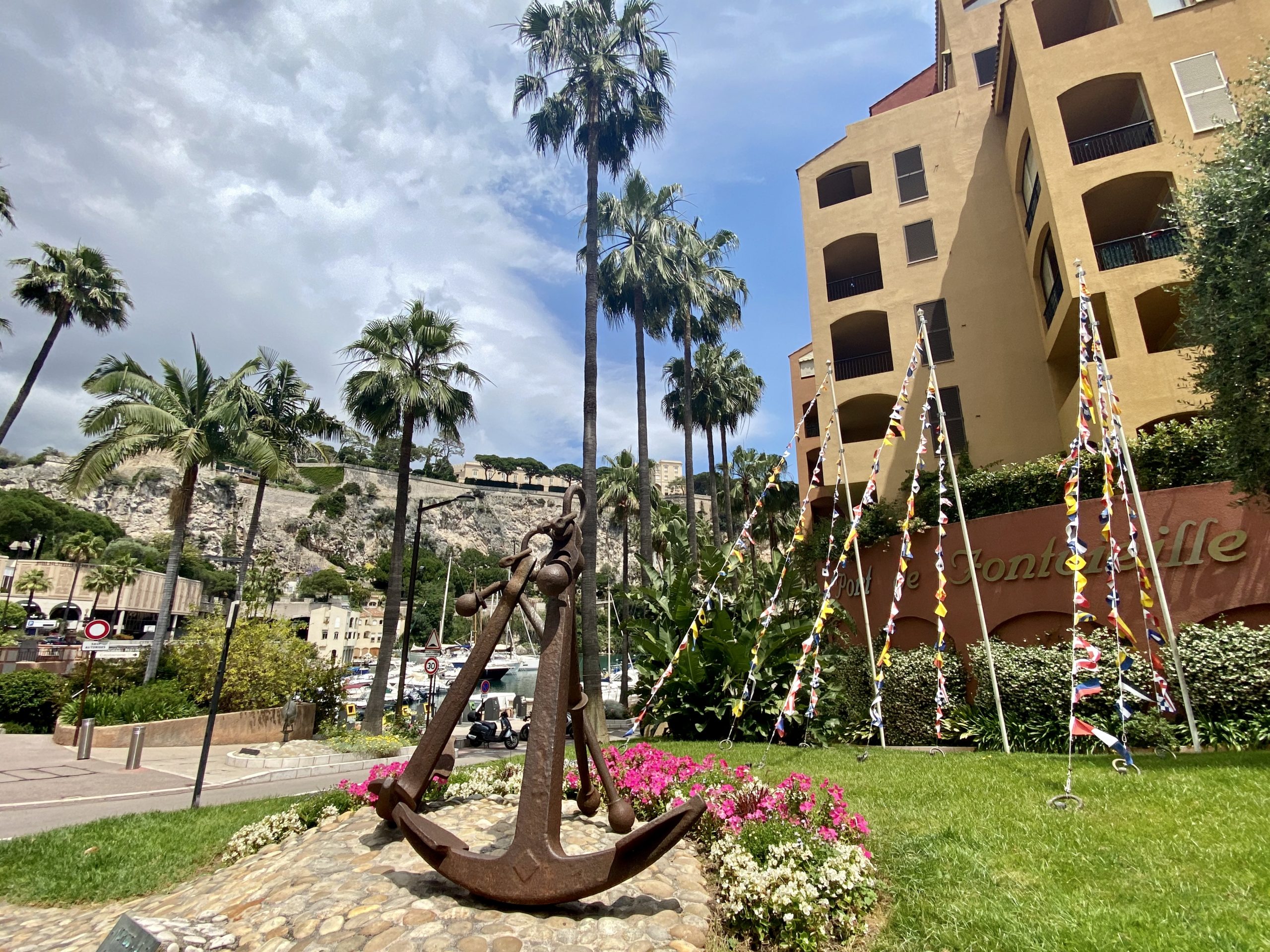 PARKING | LES ACANTHES - parking  for sale in the Carré d’Or, Monaco | Caroline Olds