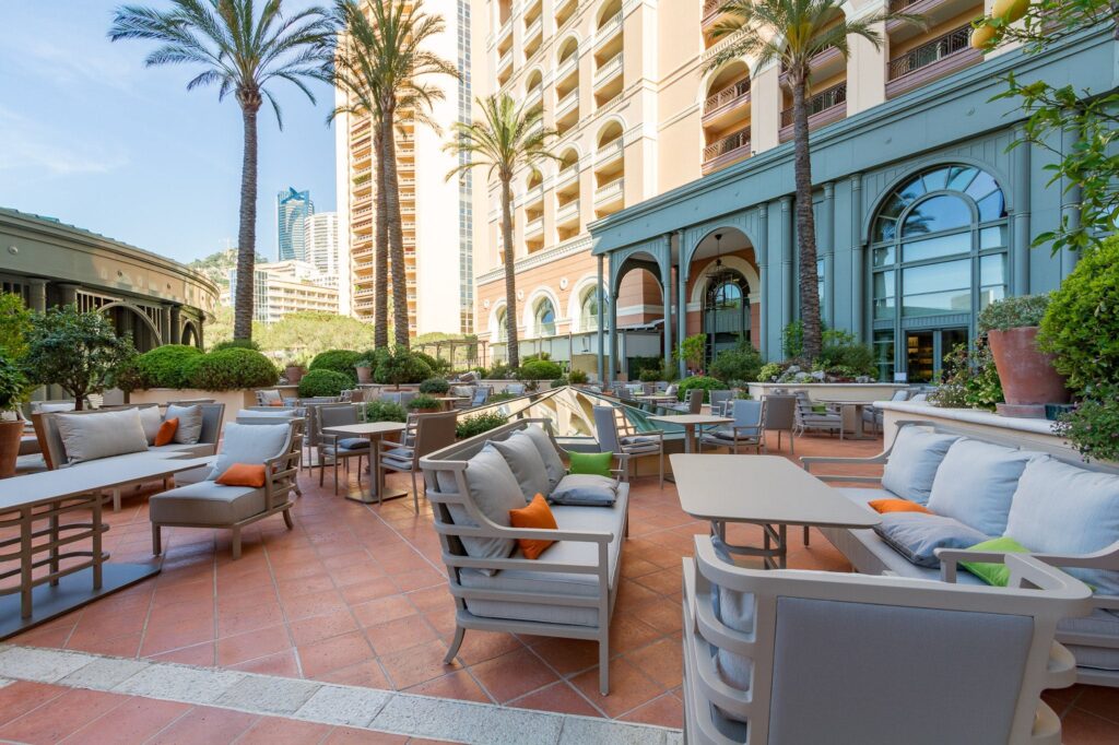 Monte-Carlo Bay patio