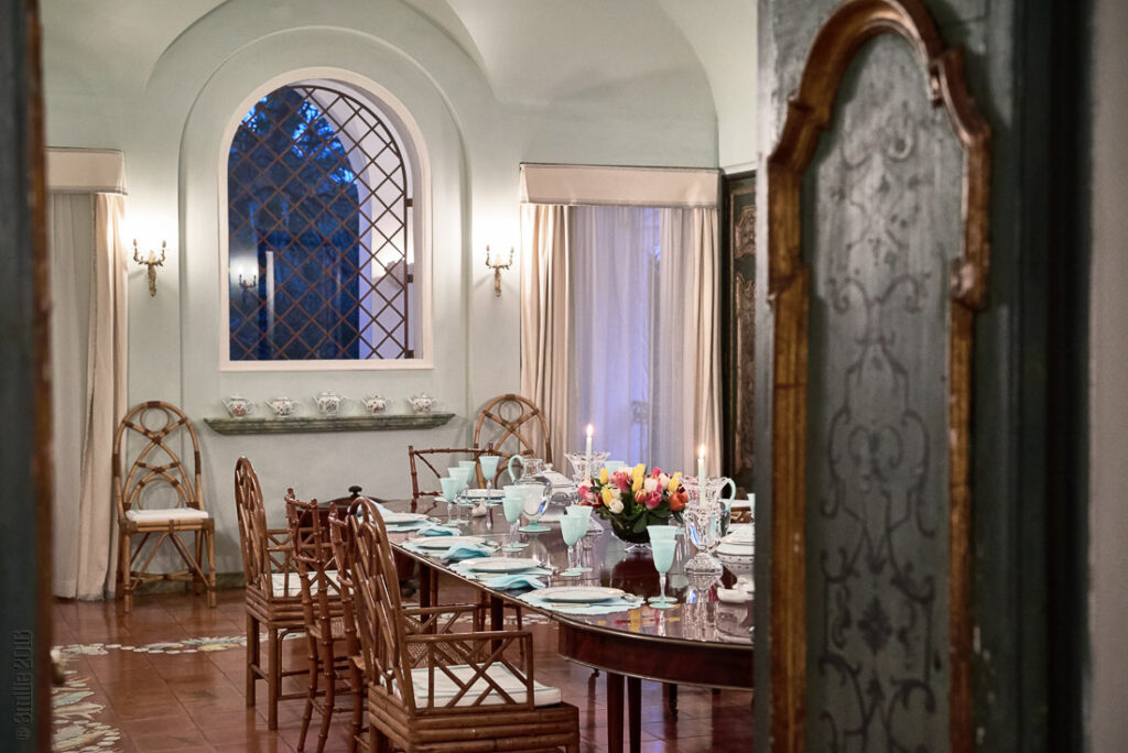 Villa Lygie dining room