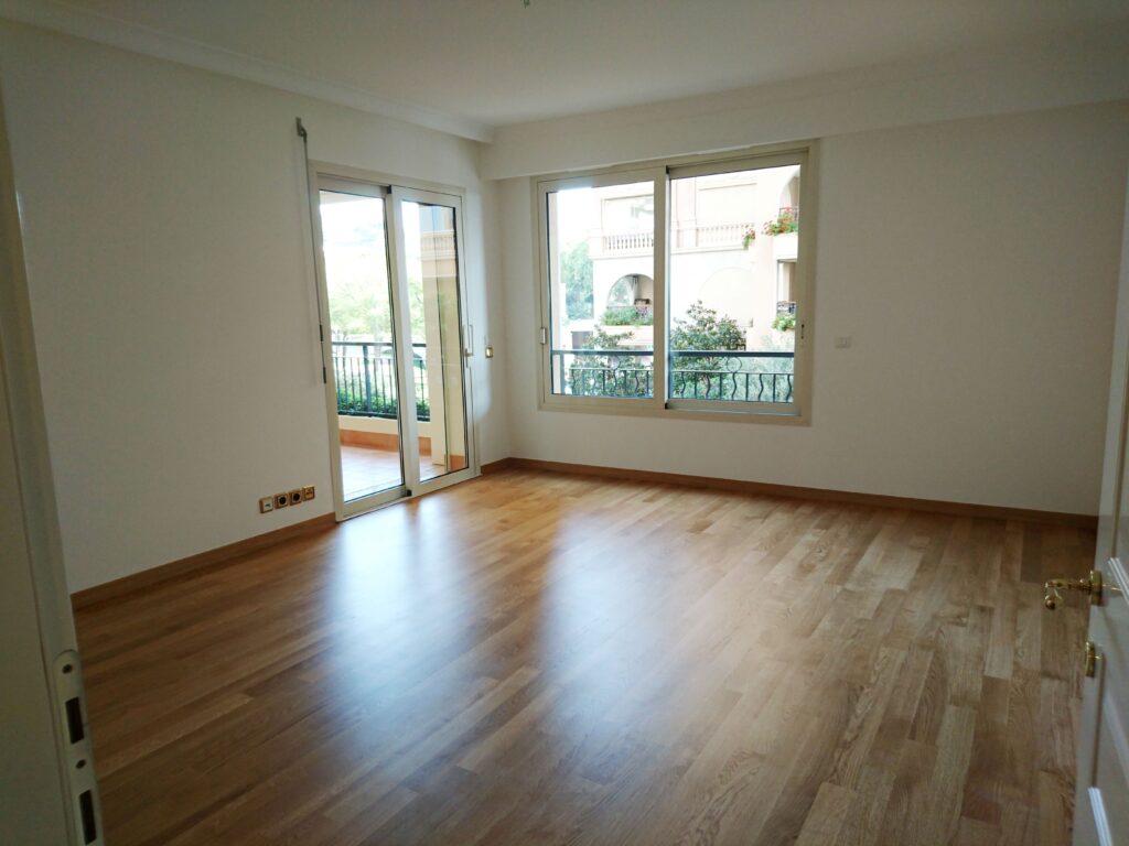 Living room of an apartment for sale in Memmo Center
