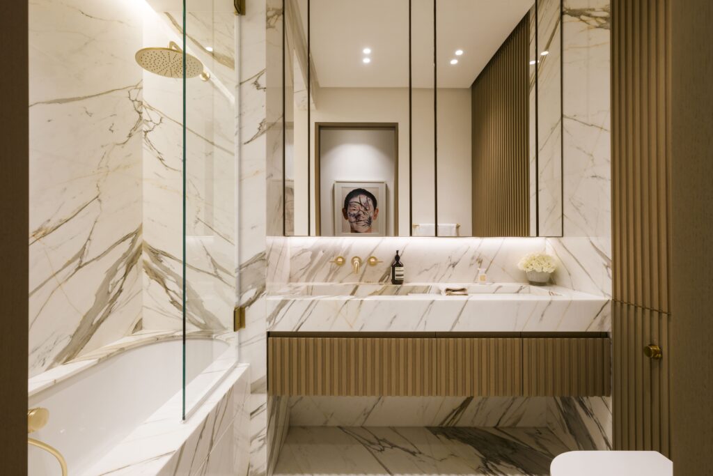 bathroom in Seaside Plaza