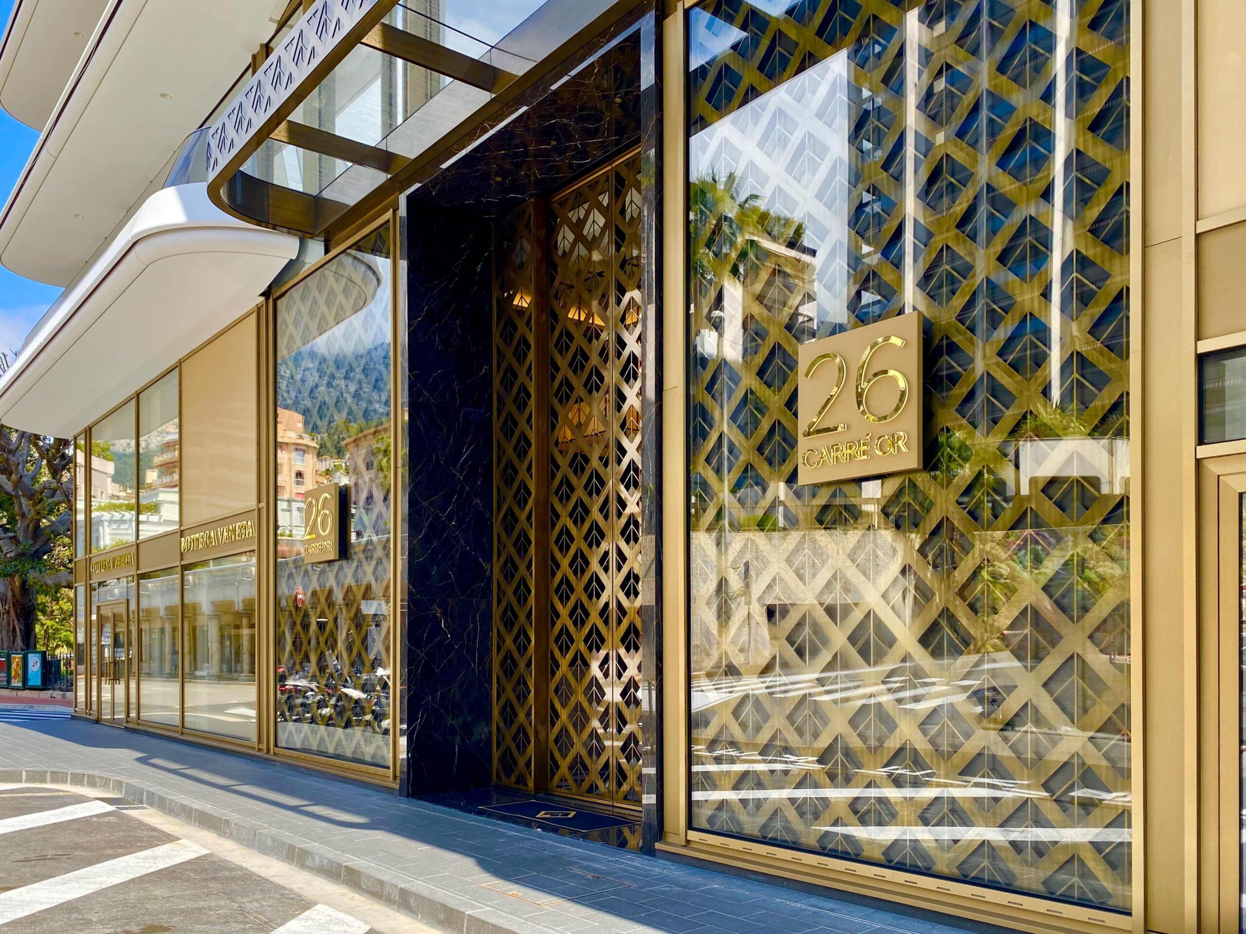 26 Carre Or building's entrance