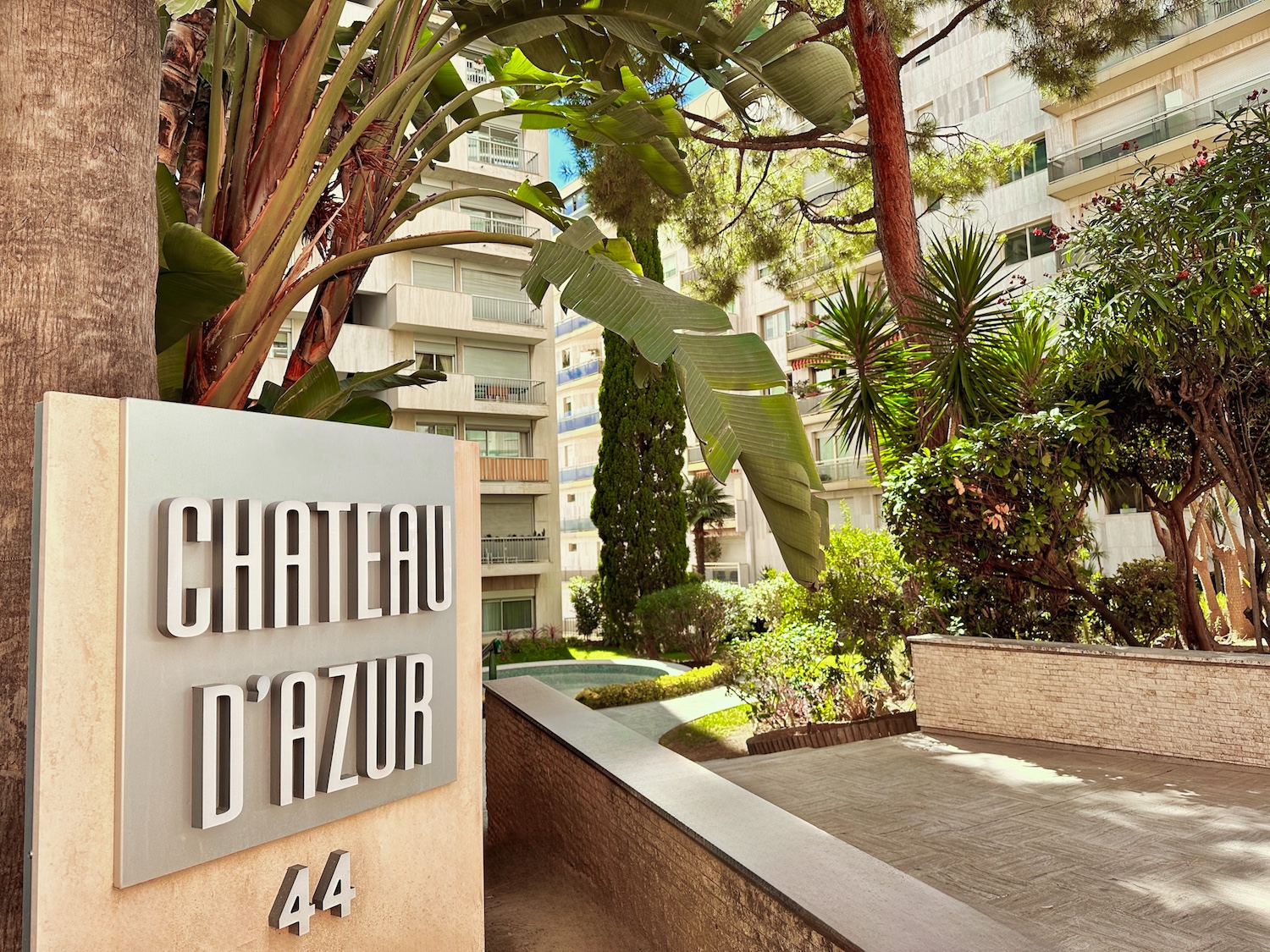 Château d’Azur residential building in La Rousse Saint Roman Monaco