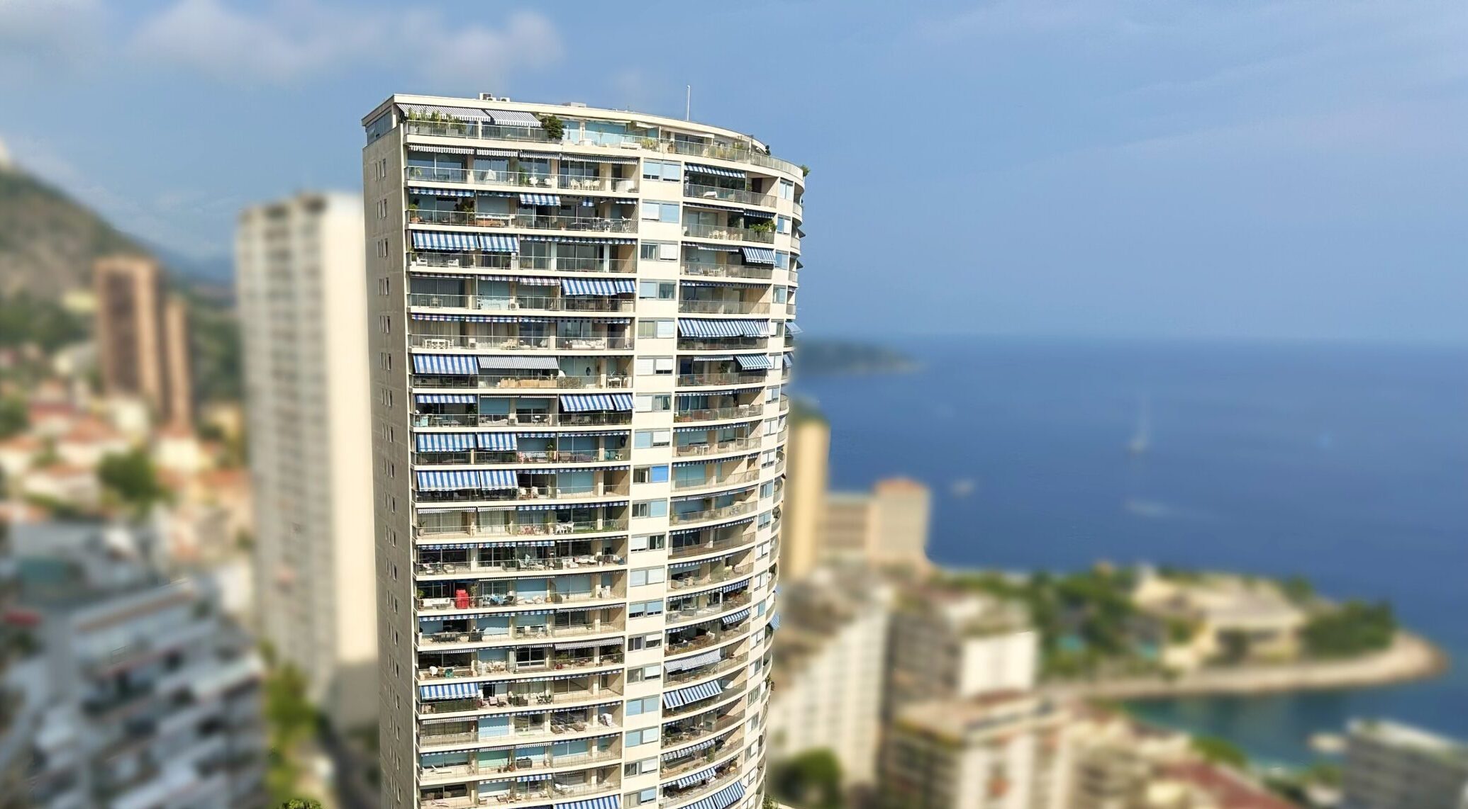 Château Périgord residential tower façade in La Rousse Monaco