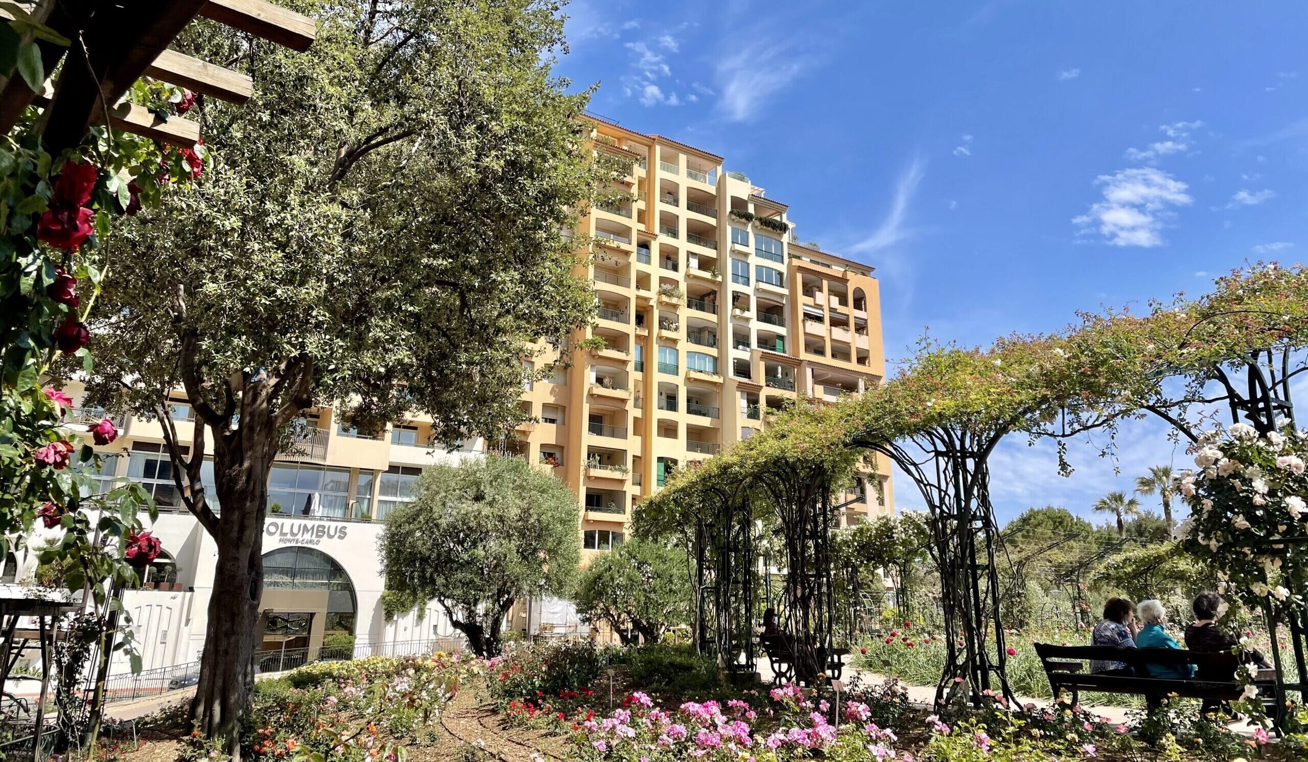 Princesse Grace Roseraie, rose garden