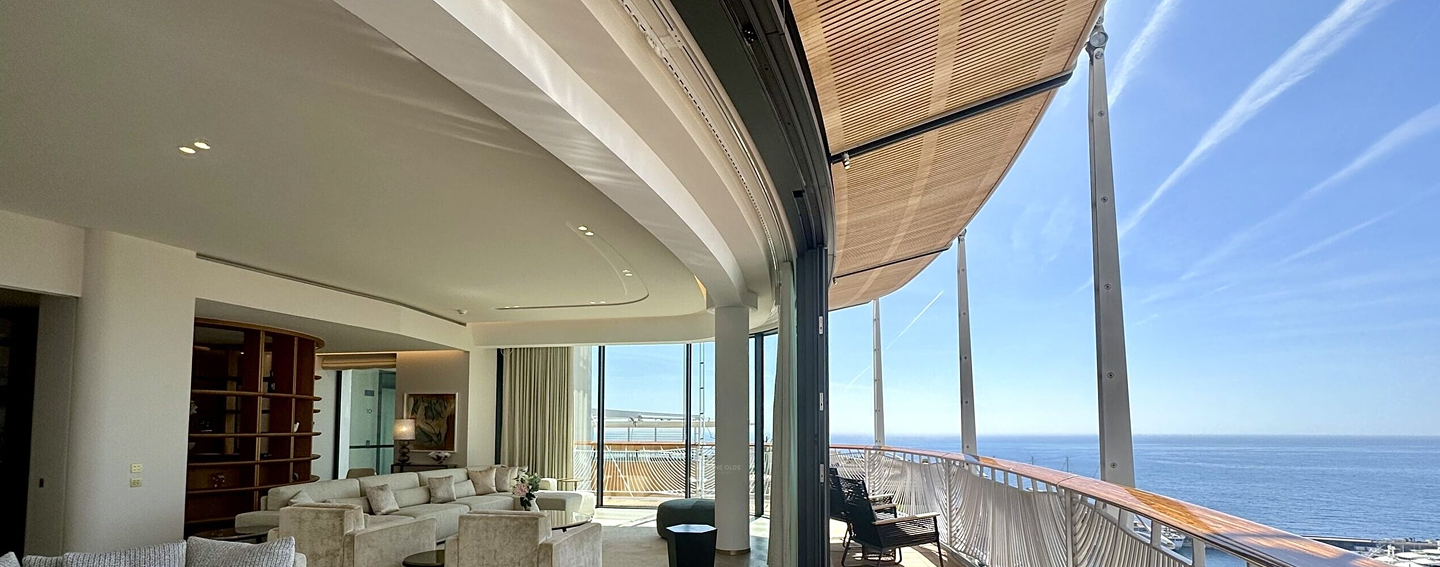 Le Renzo apartment living room with sea view terrace Mareterra Monaco